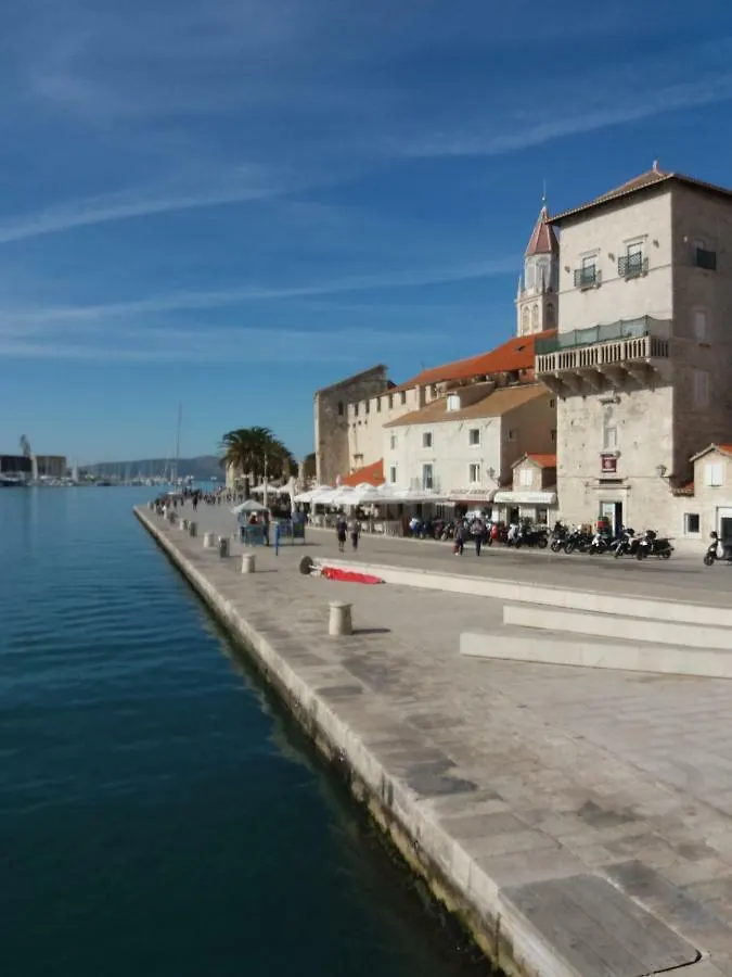 Appartement Apartman Zora Trogir